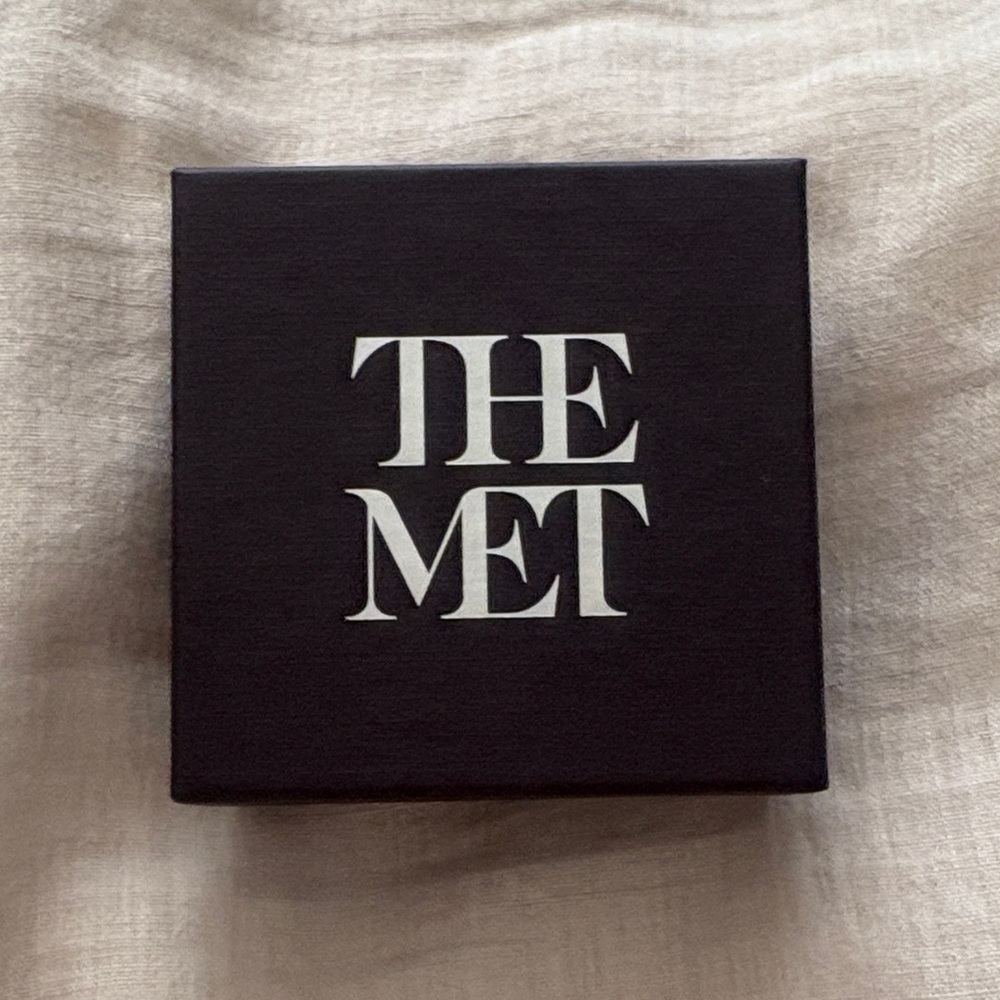 The Met (Metropolitan Museum of Art - NYC) Black Gift Box